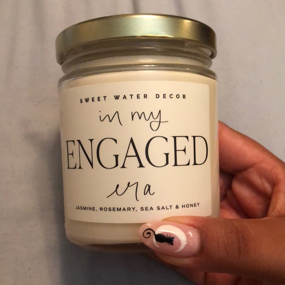 “In My Engaged Era'” Candle